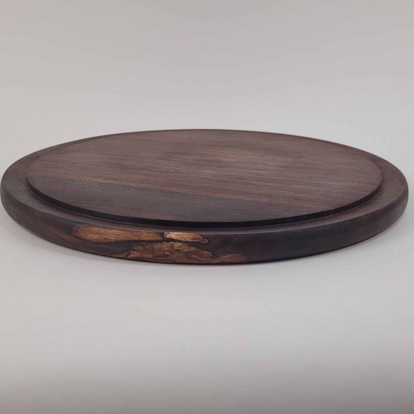 Round Walnut Cutting Board Double-Sided