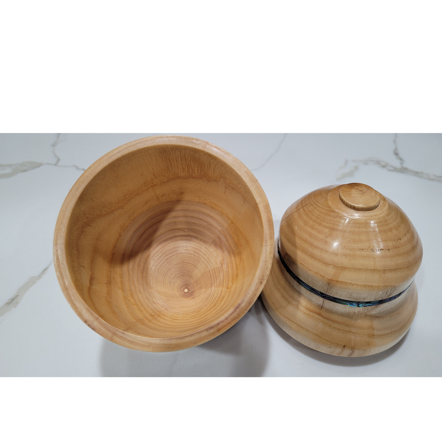 ASH WOOD ROUND BOX WITH LID